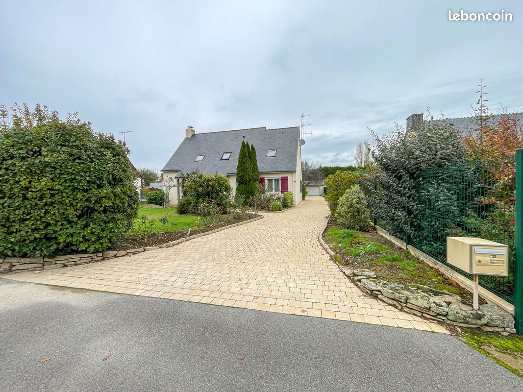 Maison 7 pièces 159 m² · à Saint-Lyphard · 159 m² · 436 800 €