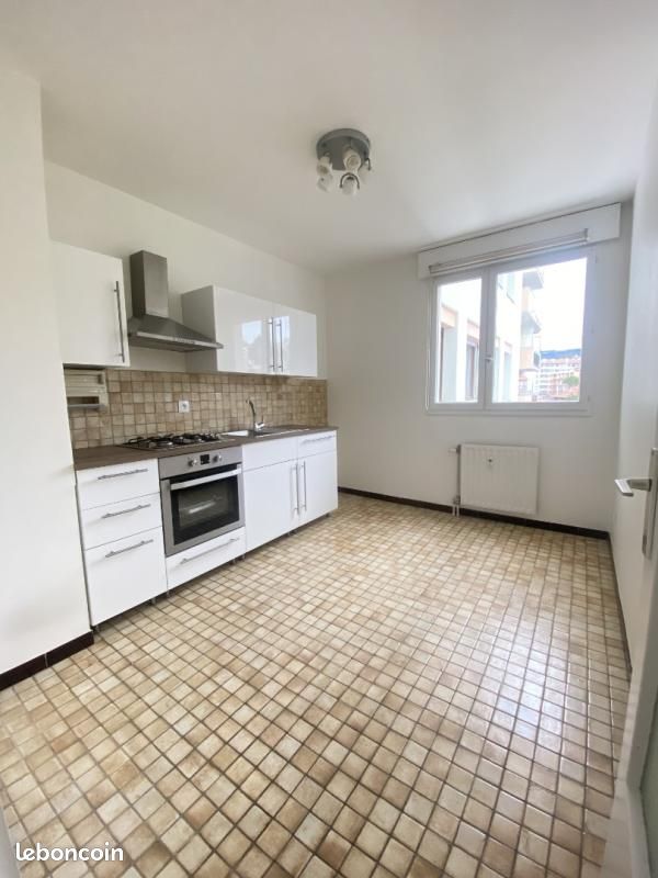 Appartement 69 m² · à Saint-Étienne · 69 m² · 785 €/mois