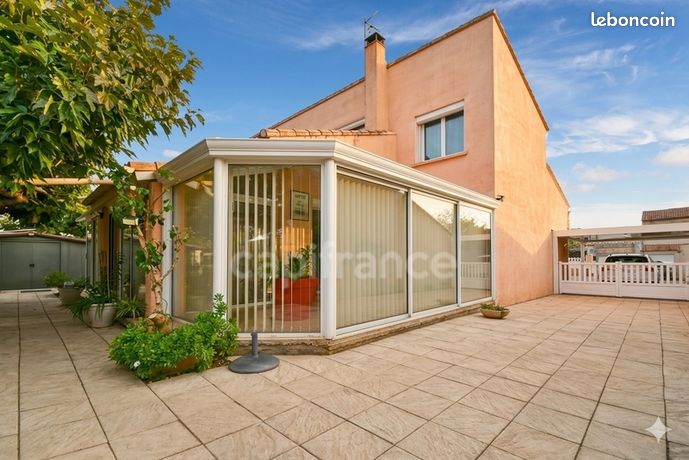 Villa 5 pièces 146 m²