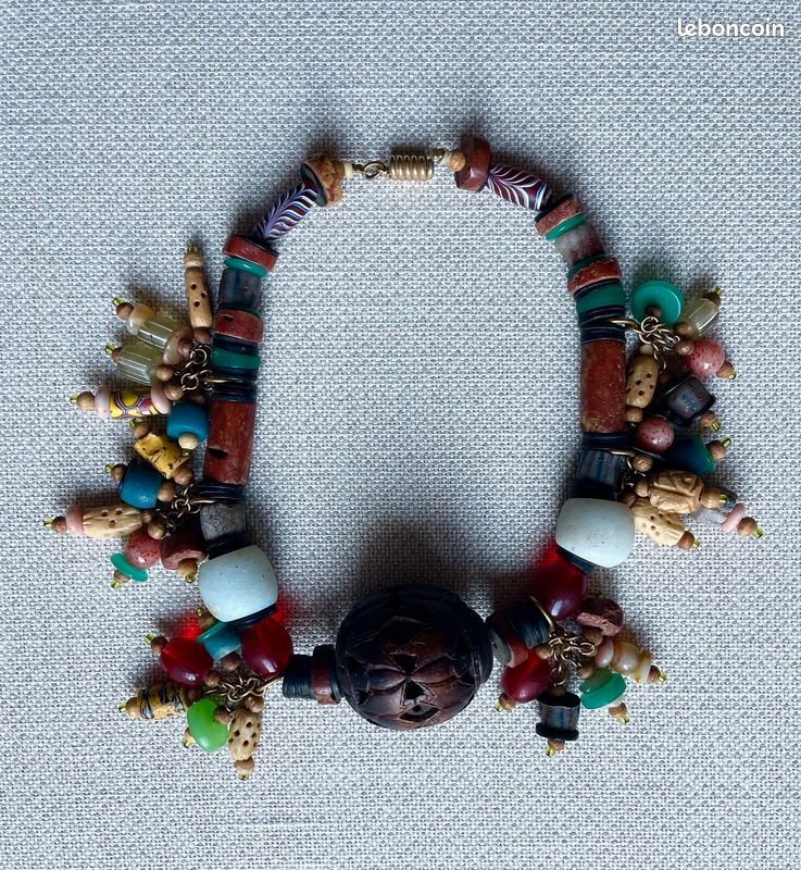 Collier indien en pierre verre métal bois os (image 1)