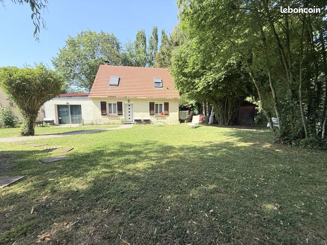 Maison 5 pièces 140 m² · à Coulommiers · 140 m² · 213 000 €