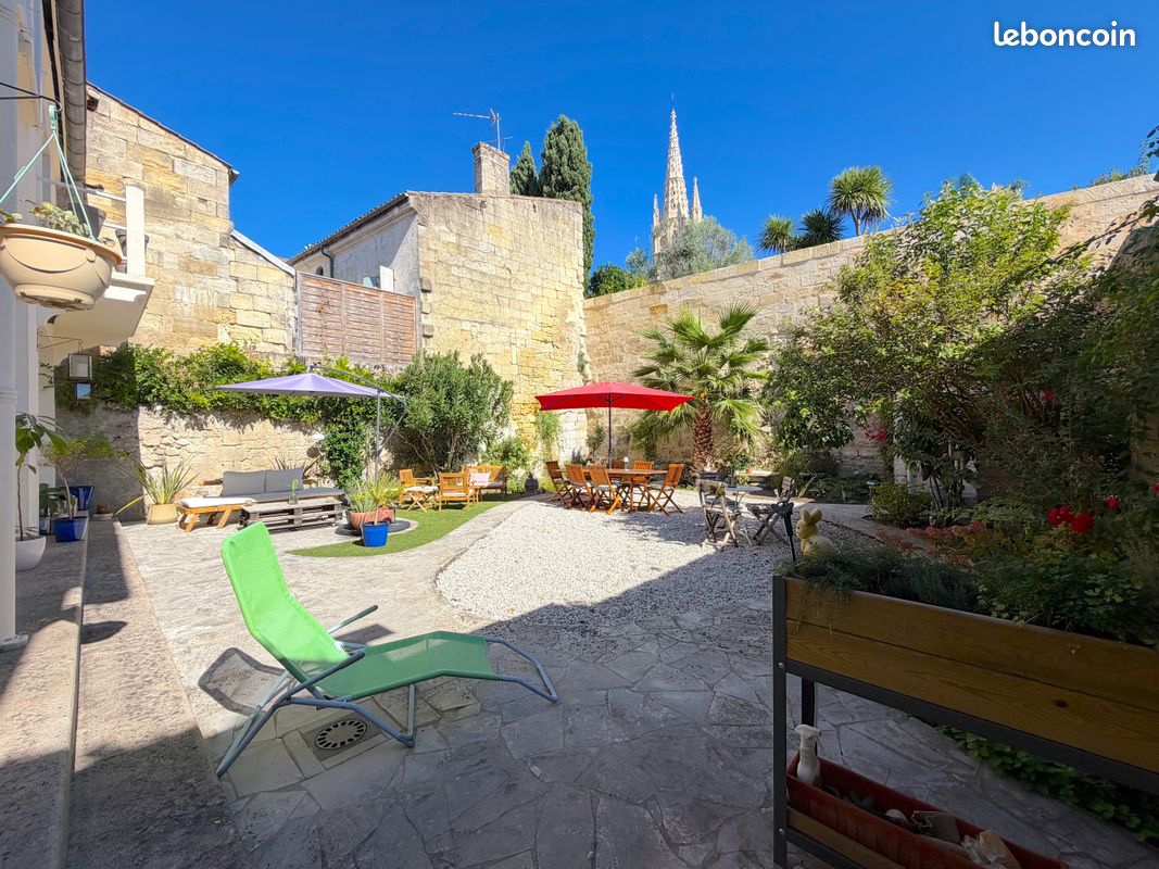 Maison 10 pièces 253 m² · à Libourne · 253 m² · 560 000 €