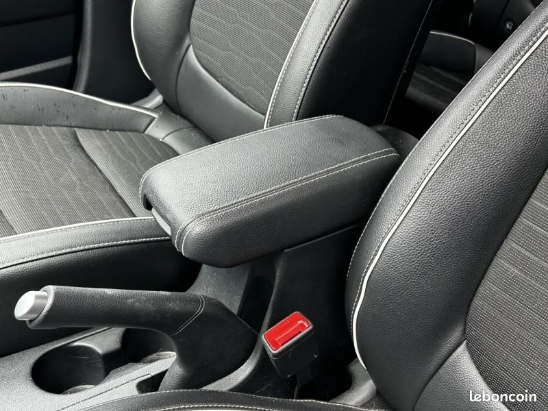 Kia Stonic 1.0 T-GDi 120ch MHEV GT Line (image 28)