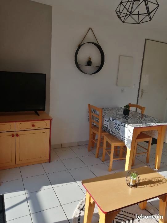 Appartement 1 pièce 28 m² · à Saint Geniez d'Olt Et d'Aubrac · 28 m² · 370 €/mois
