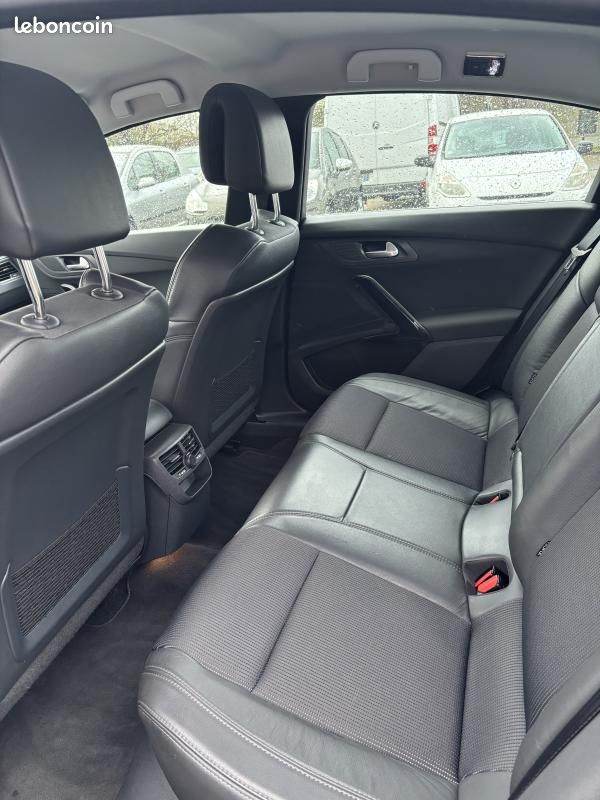 Peugeot 508 Phase 2 Berline 2.0 HDi 16V S&S 180 cv (image 8)