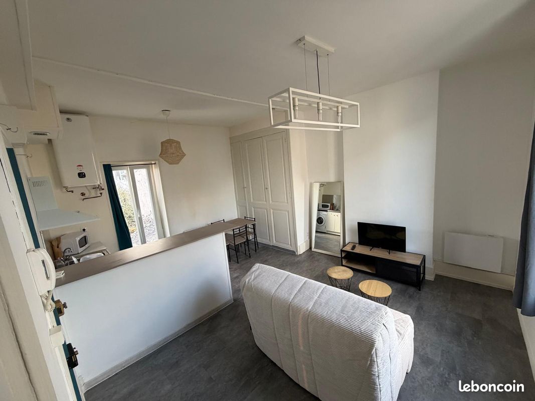 Appartement 1 pièce 25 m² · à Châtellerault · 25 m² · 460 €