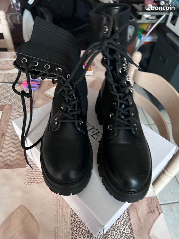 Bottes noires (image 2)