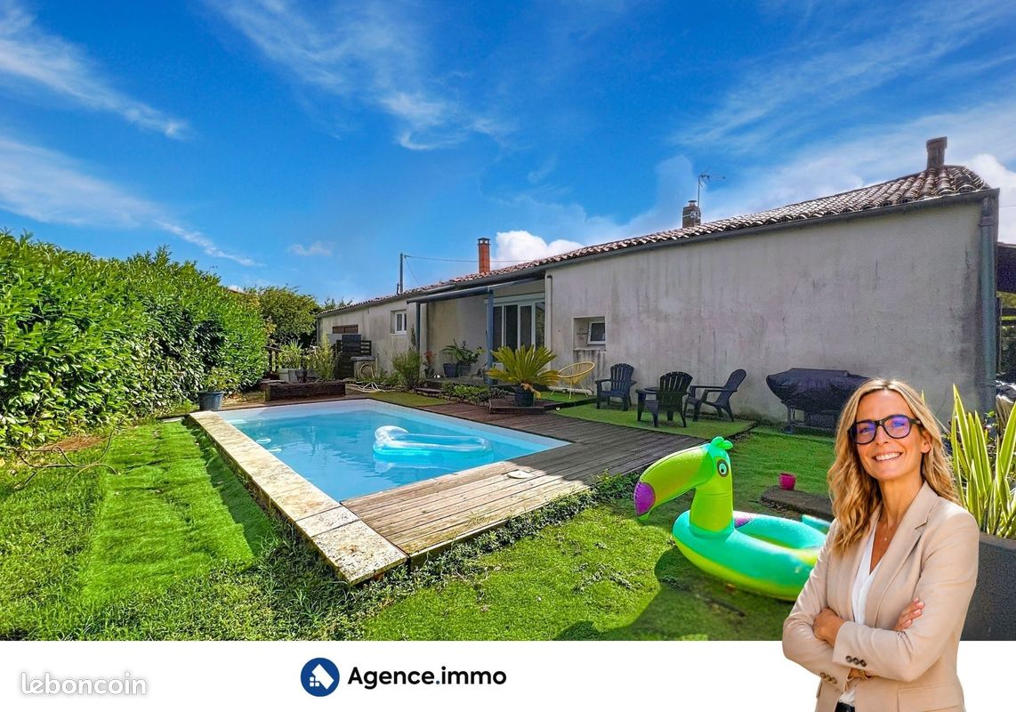 Maison 8 pièces 234 m² · à Saint-Bonnet-sur-Gironde · 234 m² · 233 000 €