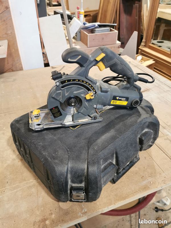 Scie circulaire filaire PASSAT OUTILLAGE, 800 W, 125 mm (image 1)
