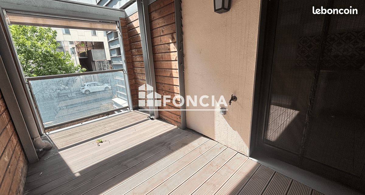 Appartement 3 pièces 67 m² · à Issy-les-Moulineaux · 67 m² · 1 642 €