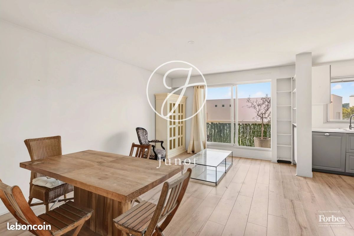 Appartement 3 pièces 58 m² · à Rueil-Malmaison · 58 m² · 330 000 €