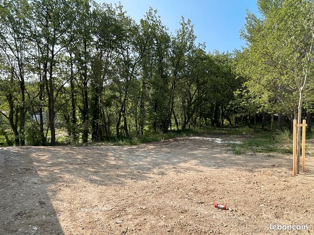 Terrain 423 m² LA ROQUE D ANTHERON