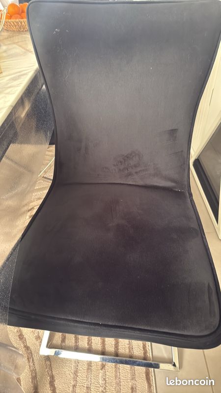 Lot 6 chaises (image 8)