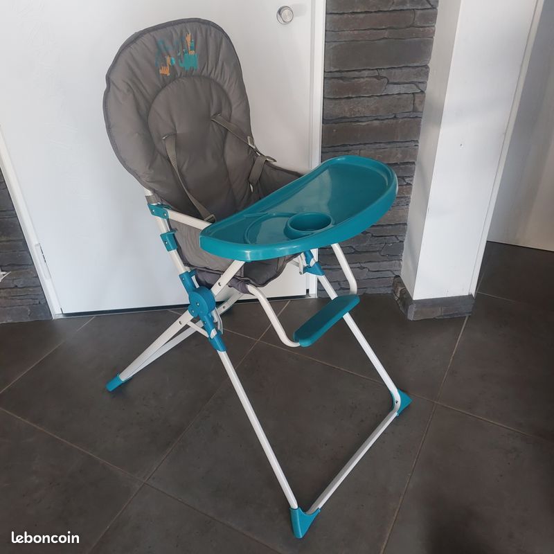 Chaise haute pliable (image 1)