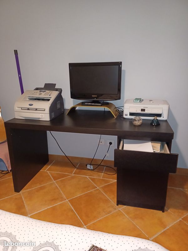Bureau (image 3)