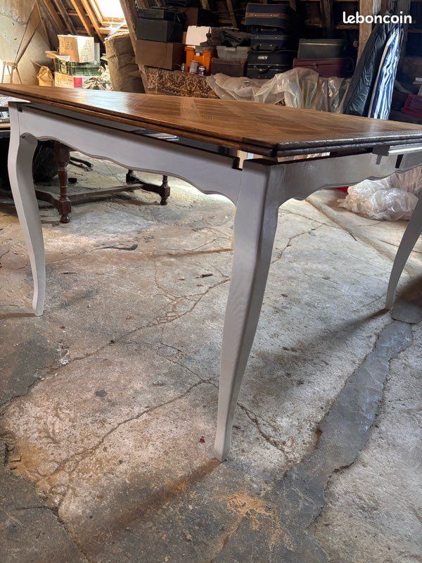 Table ancienne rénovée (image 5)