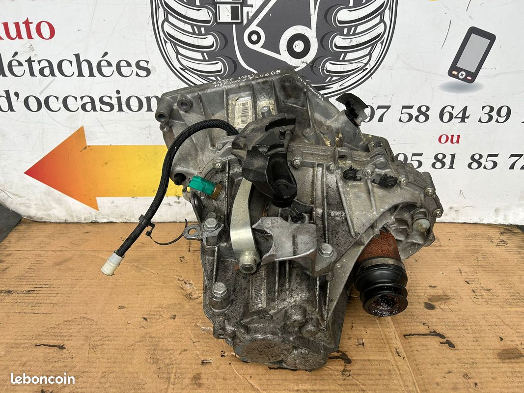 Boite de vitesses manuelle 6 vitesses Renault Megane III 1.2tce 116cv / 130cv TL4068 42.000km (image 1)