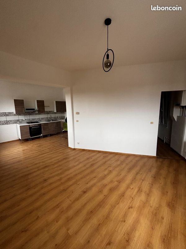 Appartement 3 pièces 57 m² · à Cambrai · 57 m² · 580 €/mois