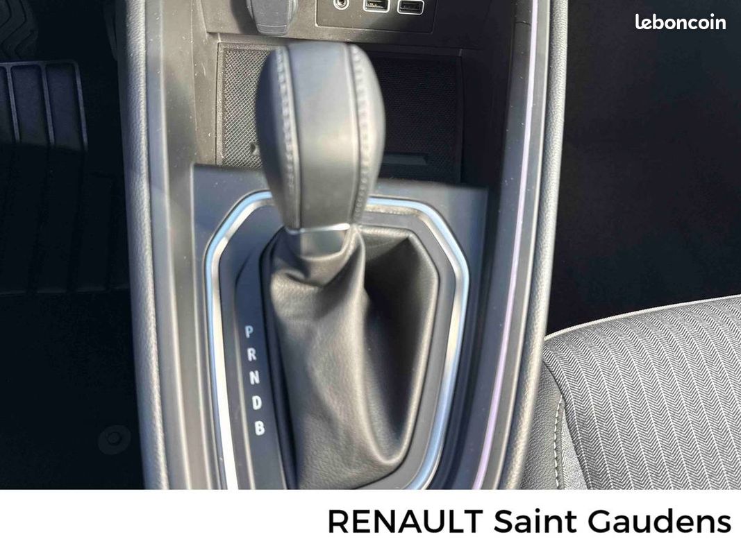 RENAULT Clio E-Tech full hybrid 145 ch GSR2 Techno (image 20)