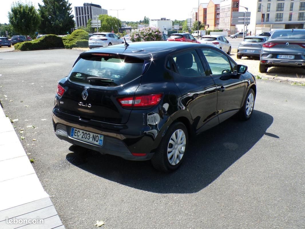 Renault Clio 4 LIFE 1.2L 16V (image 3)