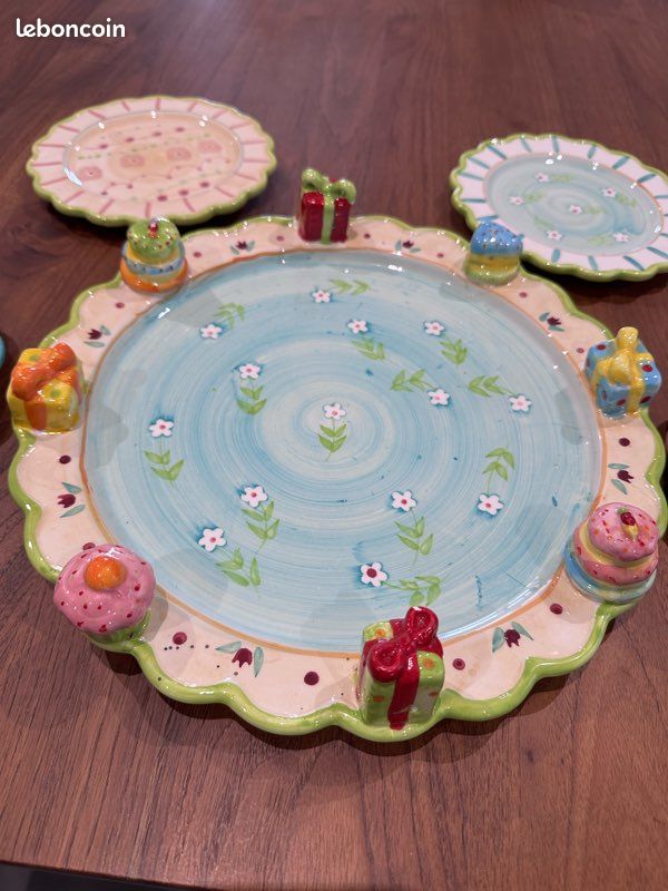 Support à Gâteaux 4 Niveaux Personnalisé - Assiettes Anciennes Porcelaine - Thème Tea Party
