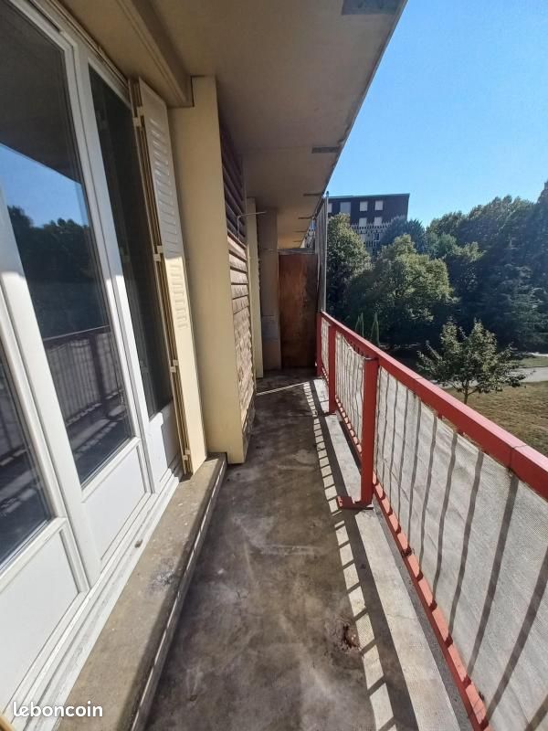Appartement 4 pièces 79 m² · à Bourgoin-Jallieu · 79 m² · 712 €/mois