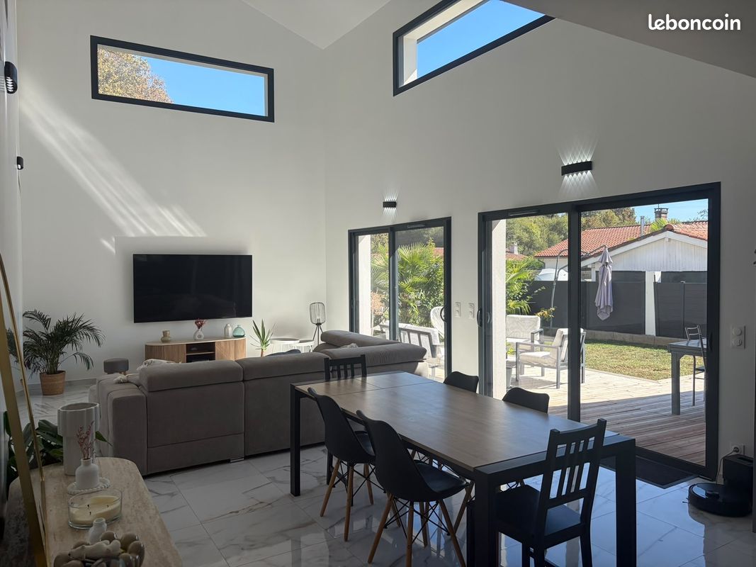 Maison 4 pièces 134 m² · à Urcuit · 134 m² · 598 000 €