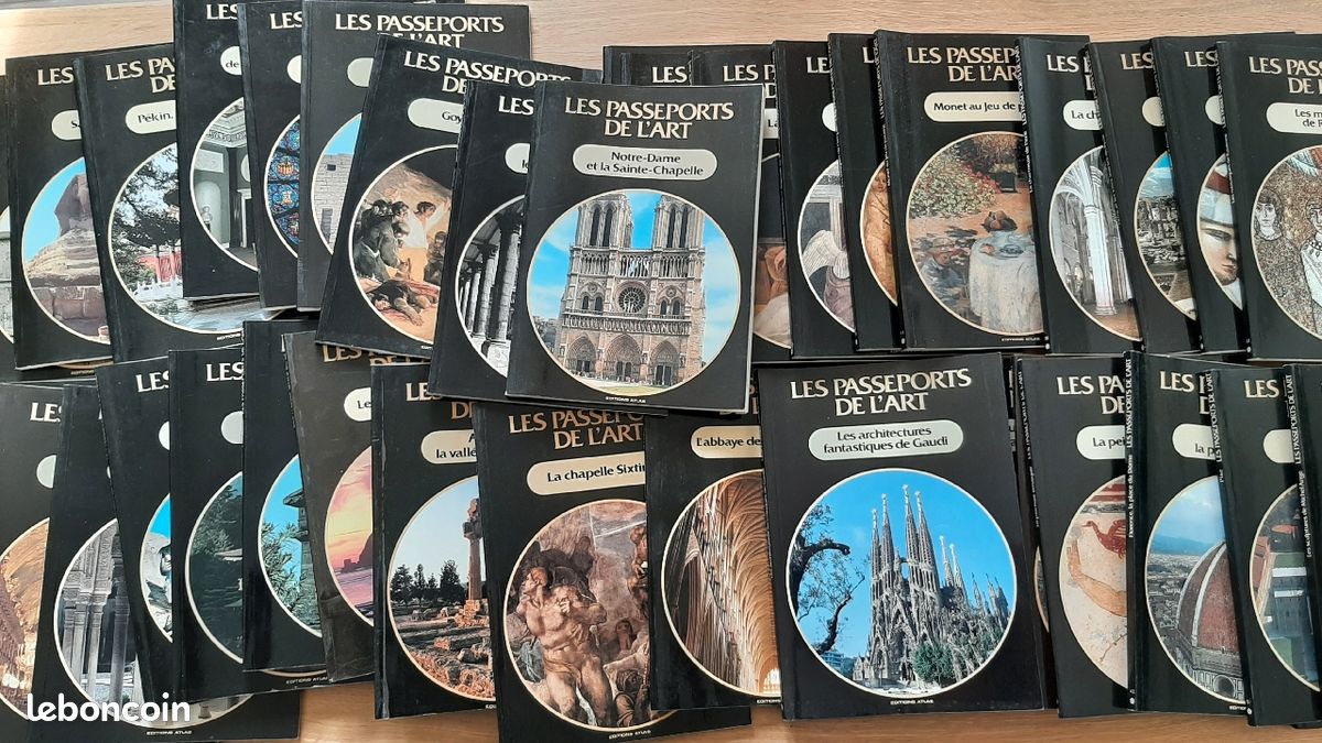 Lot de 43 livres les passeports de l'art édition Atlas (image 1)