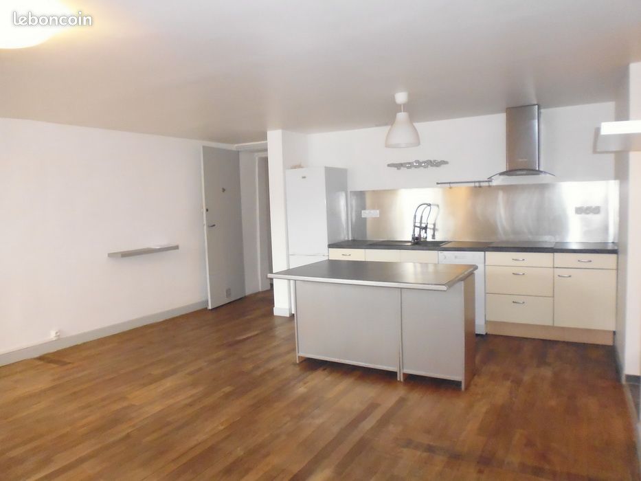 Appartement 2 pièces 44 m² · à Villefranche-de-Rouergue · 44 m² · 415 €/mois
