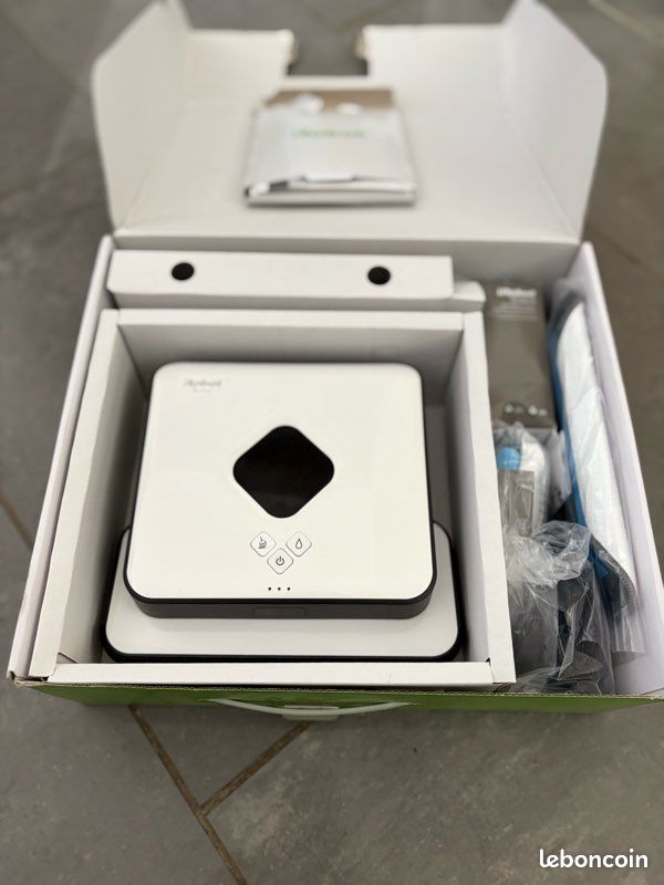 IRobot Braava 390t, robot laveur de sols pour plusieurs pièces et