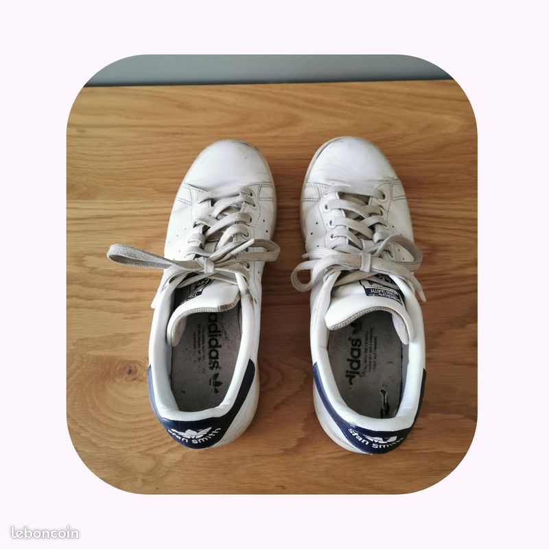 Une paire de baskets blanches, Stan Smith (image 6)