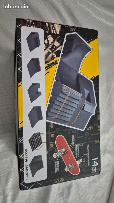 Kit Skate Park 17 Pièces – Fingerboards, Vélos, Rampes, Outils – Jeu De Doigts Créatif – Cadeau Enfant 6 Ans+