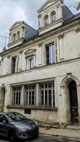 Maison 8 pièces 270 m²