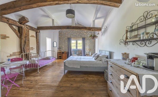Maison 7 pièces 206 m² · à Saint-Martin-de-Seignanx · 206 m² · 6 950 000 €