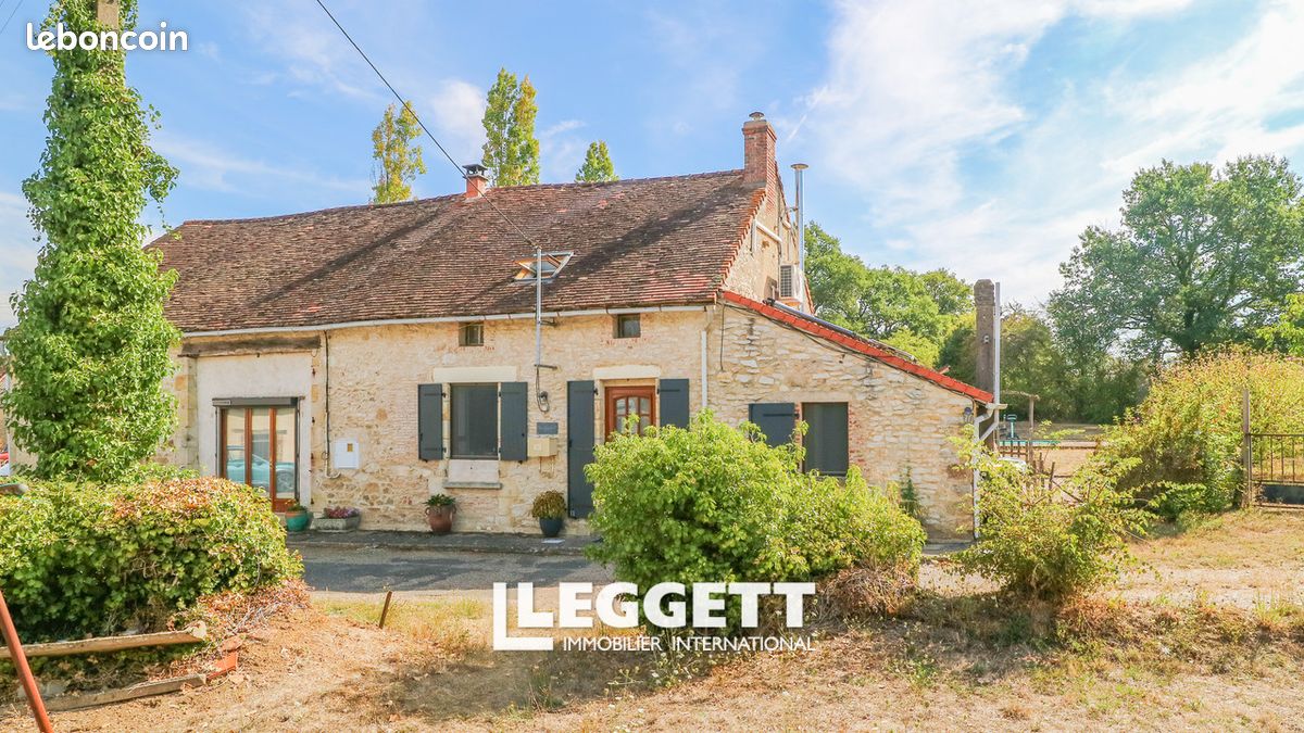 Maison 5 pièces 162 m² · à Brigueil-le-Chantre · 162 m² · 162 000 €