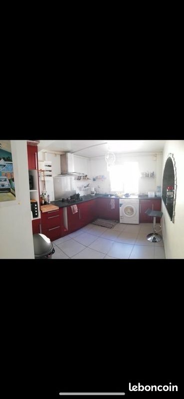 Maison 3 pièces 80 m² · à L'Étang-Salé · 80 m² · 900 €