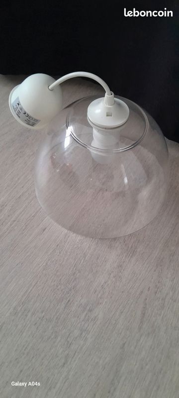 Lustre (image 1)
