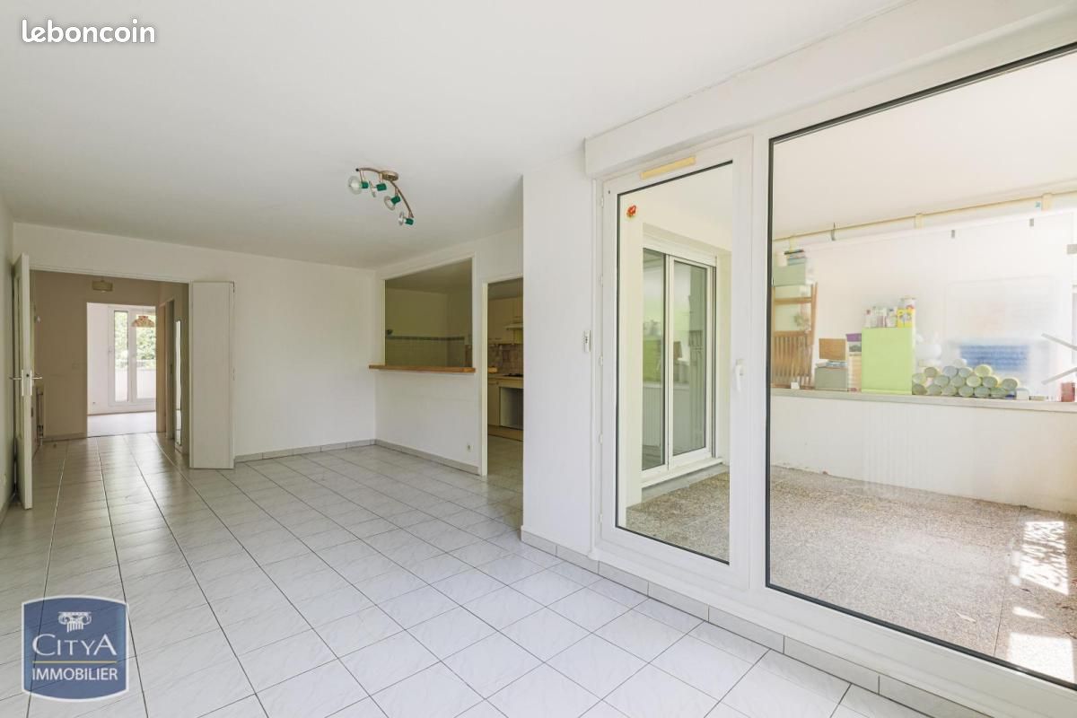 Appartement 3 pièces 69 m² · à Saint-Martin-d'Hères · 69 m² · 169 000 €