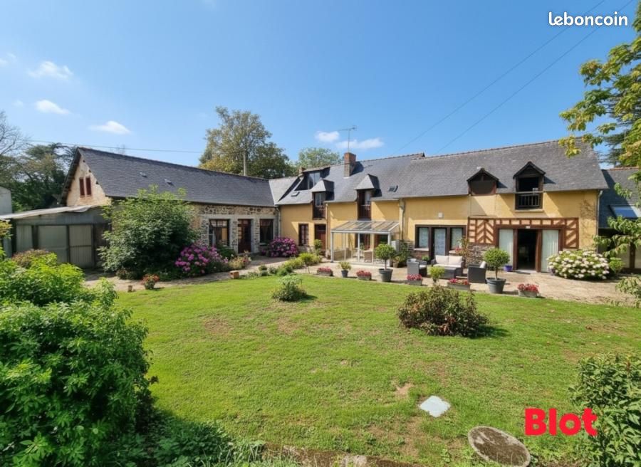 Maison 15 pièces 457 m² · à Melesse · 457 m² · 378 000 €