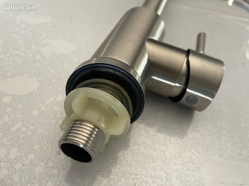 Robinet mitigeur eau froide finition inox (image 2)