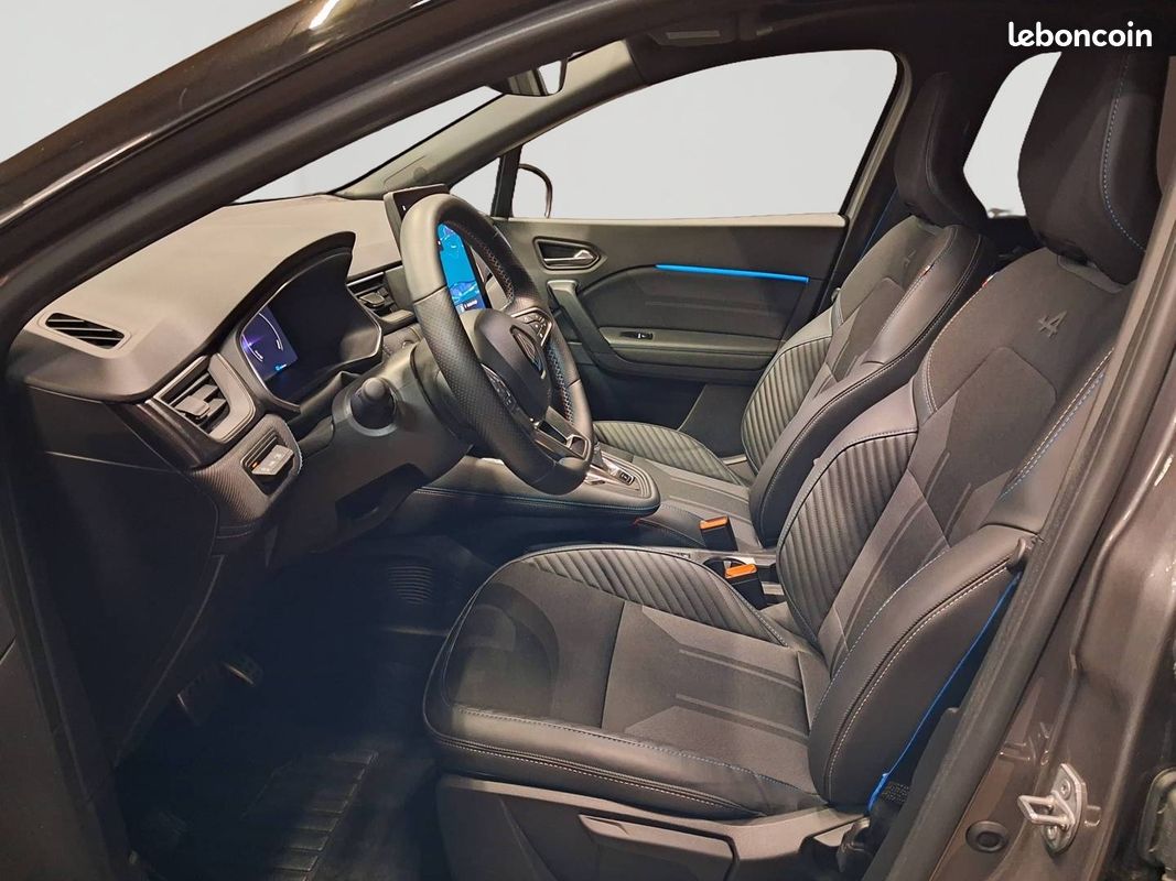 RENAULT Captur E-Tech full hybrid 145 ch esprit Alpine (image 12)