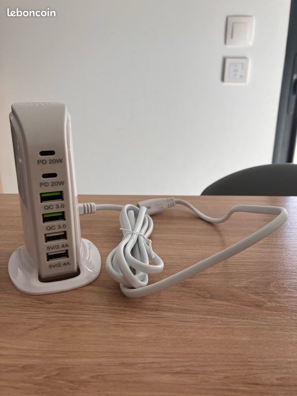 Chargeur téléphone blanc (image 1)