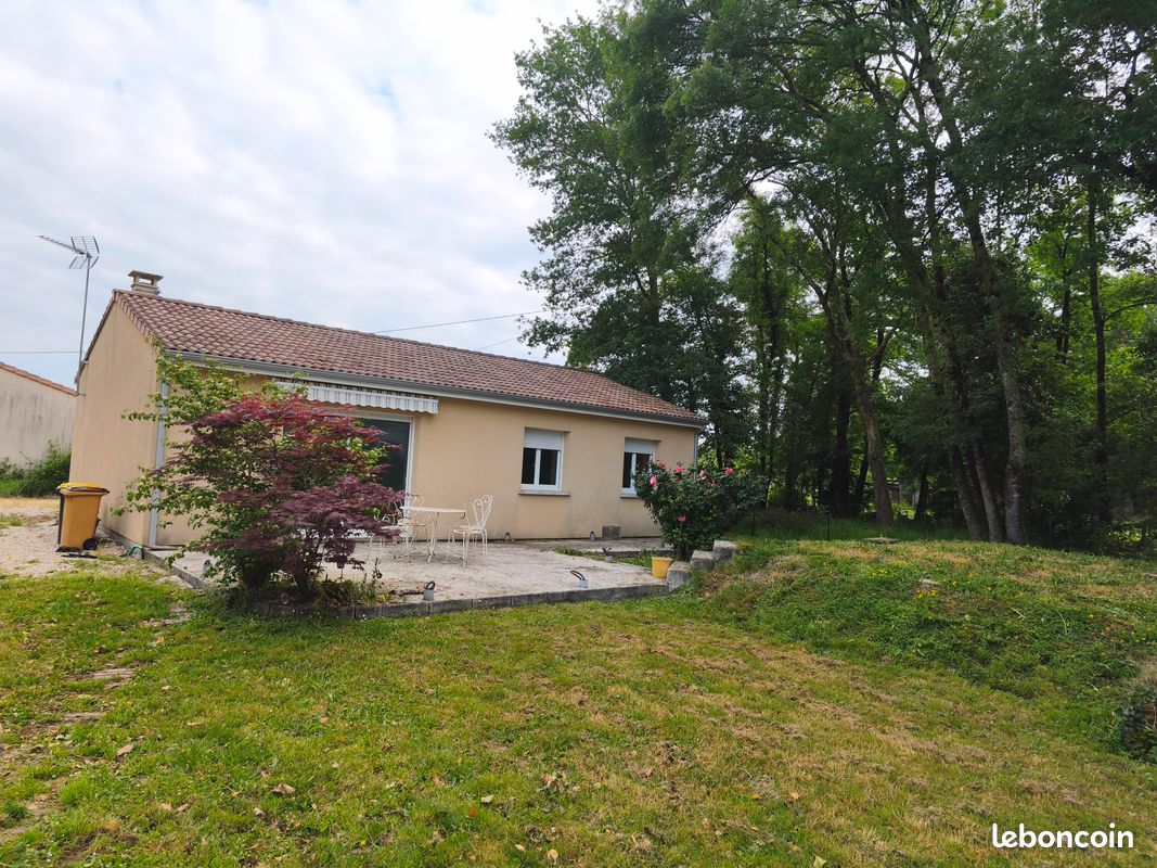 Maison 4 pièces 80 m² · à Saint-Seurin-sur-l'Isle · 80 m² · 150 000 €