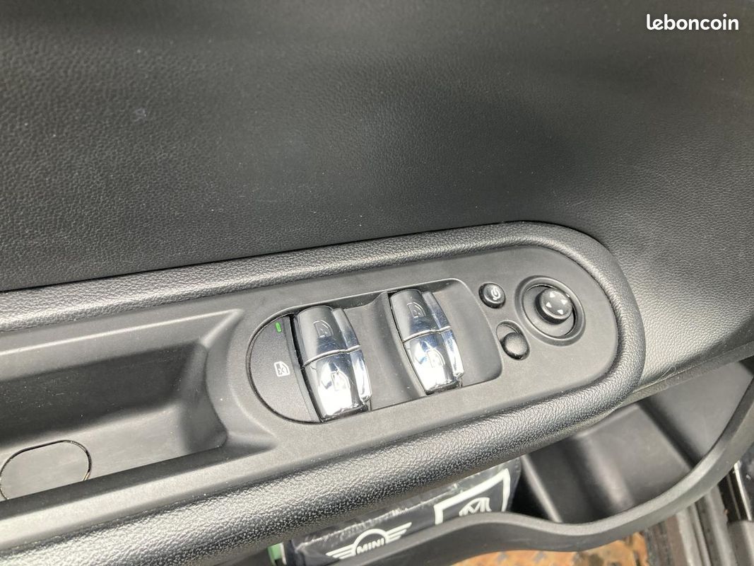 MINI COUNTRYMAN Mini 1.5 D - 116 - BVA - F60 - One D Business Design (image 18)