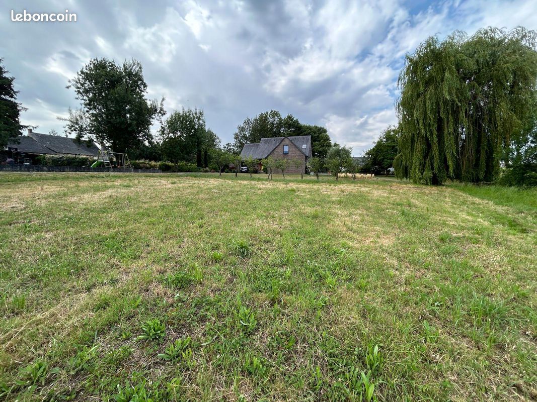 Terrain 1515 m² · à Val-du-Layon · 1 515 m² · 95 800 €