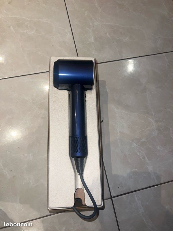 Sèche cheveux Dyson hd08 (image 1)