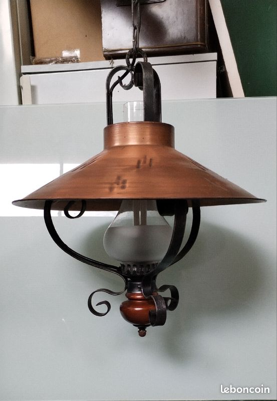 Suspension cuivre (image 1)