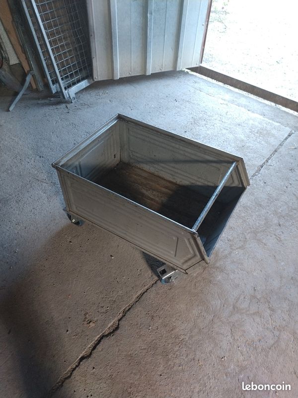 Bac industriel sur roulette etagere (image 3)