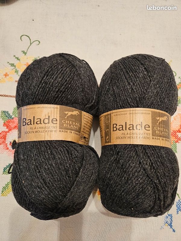 2 pelotes de laine à chaussettes, pelotes de 100 g et de 420 m (image 1)
