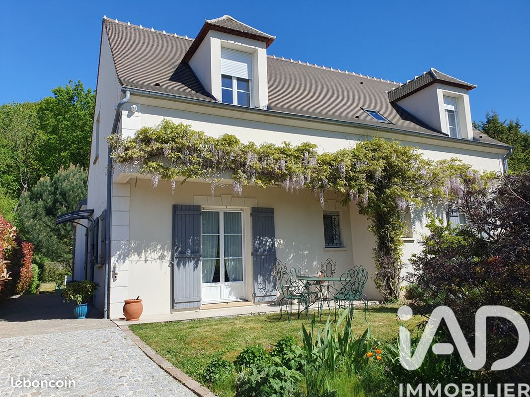 Maison 7 pièces 185 m² · à Longueil-Sainte-Marie · 185 m² · 448 000 €